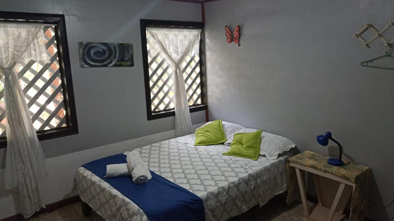 Hospedaje Meryscar Tortuguero Εξωτερικό φωτογραφία